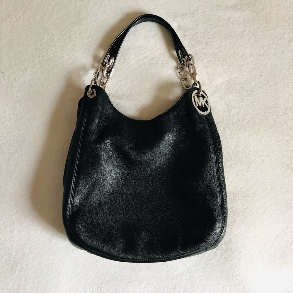 Micheal Kors— Black Bag/Purse with Silver Chains